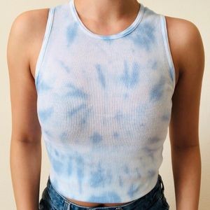 SOLD DO NOT BUY - cute swirl tie dye tank!
